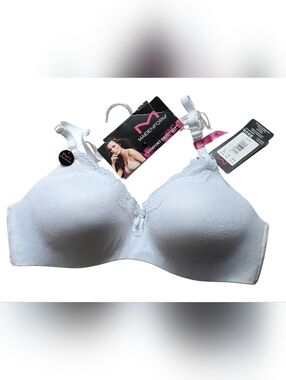 New With Tags Maidenform 38C No Wire Bra - White